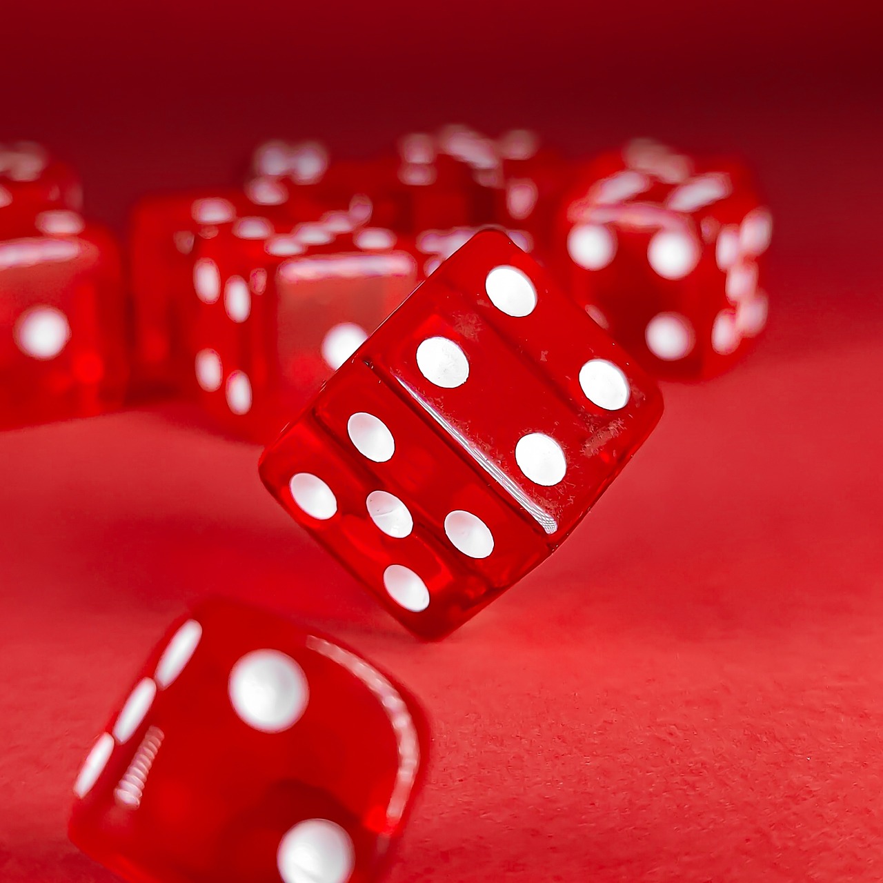 The Real Math Behind Casino Bonuses (And Why 40x Matters)